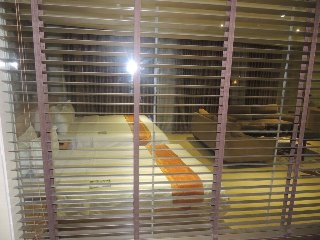 מנילה Dela Chambre Hotel מראה חיצוני תמונה